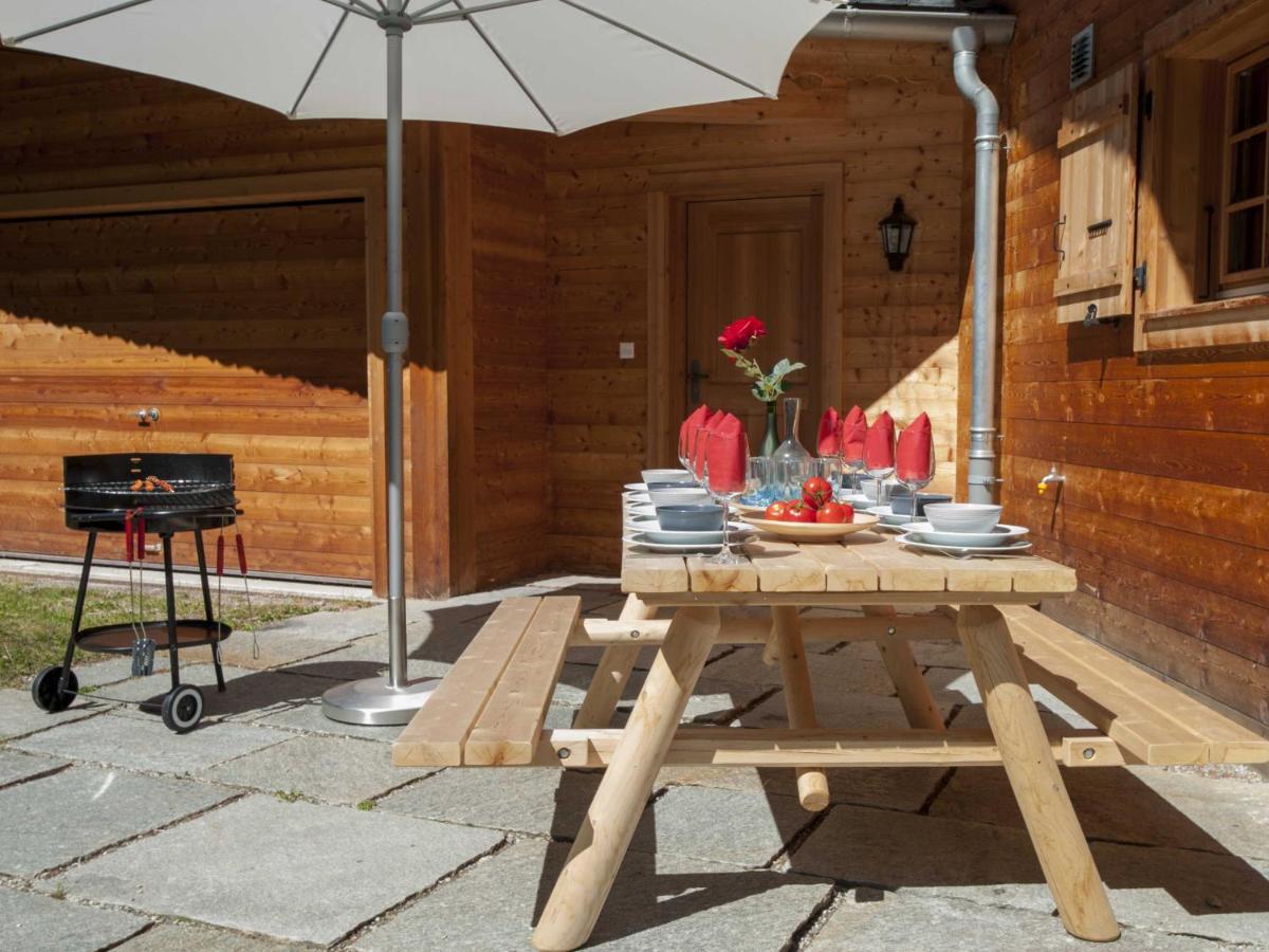 Chalet Le Chapeau La Tzoumaz Exterior photo
